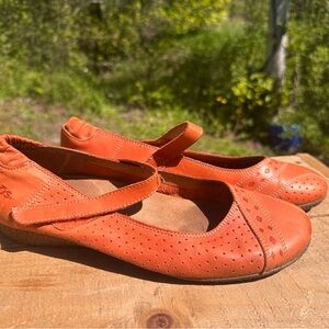 Taos Footwear Orange Flats with Perforated Design